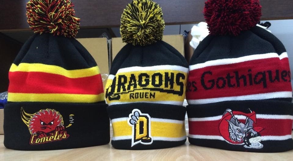 Bonnets tricotés pour supporters