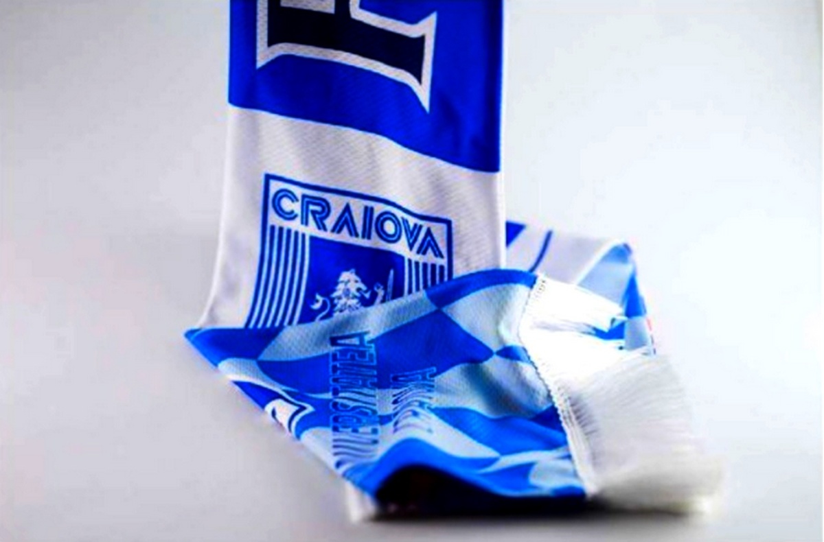 Personnalisation d'écharpes et autres produits pour supporters